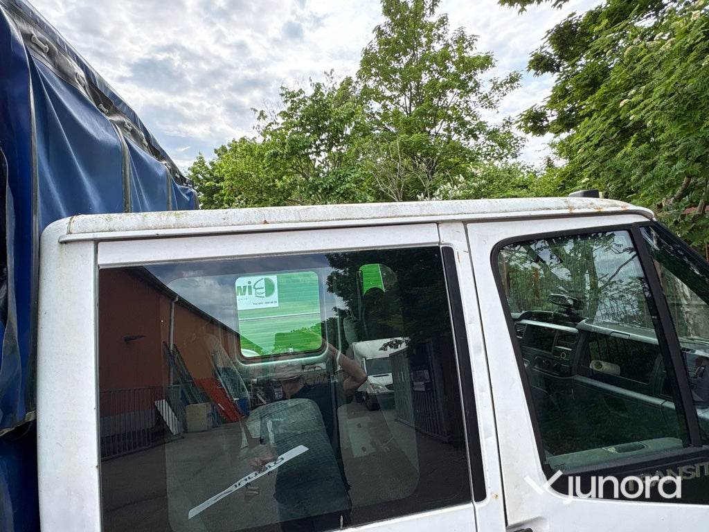 Lätt lastbil - Ford Transit 350EF DH PI