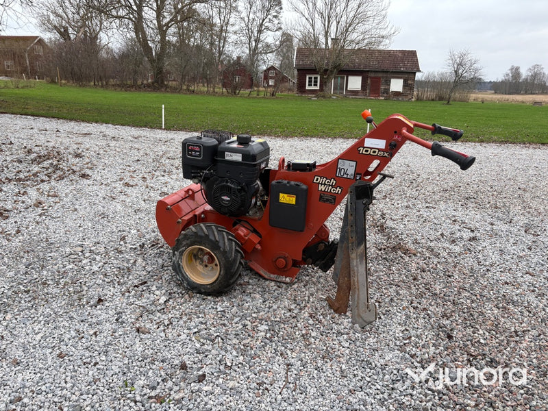 Kedjegrävare - Ditch Witch, 100SX