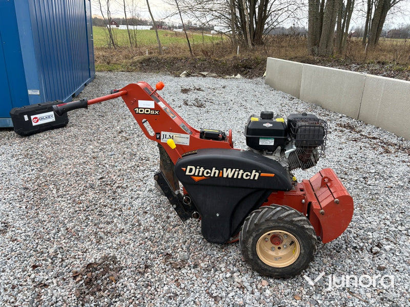 Kedjegrävare - Ditch Witch, 100SX