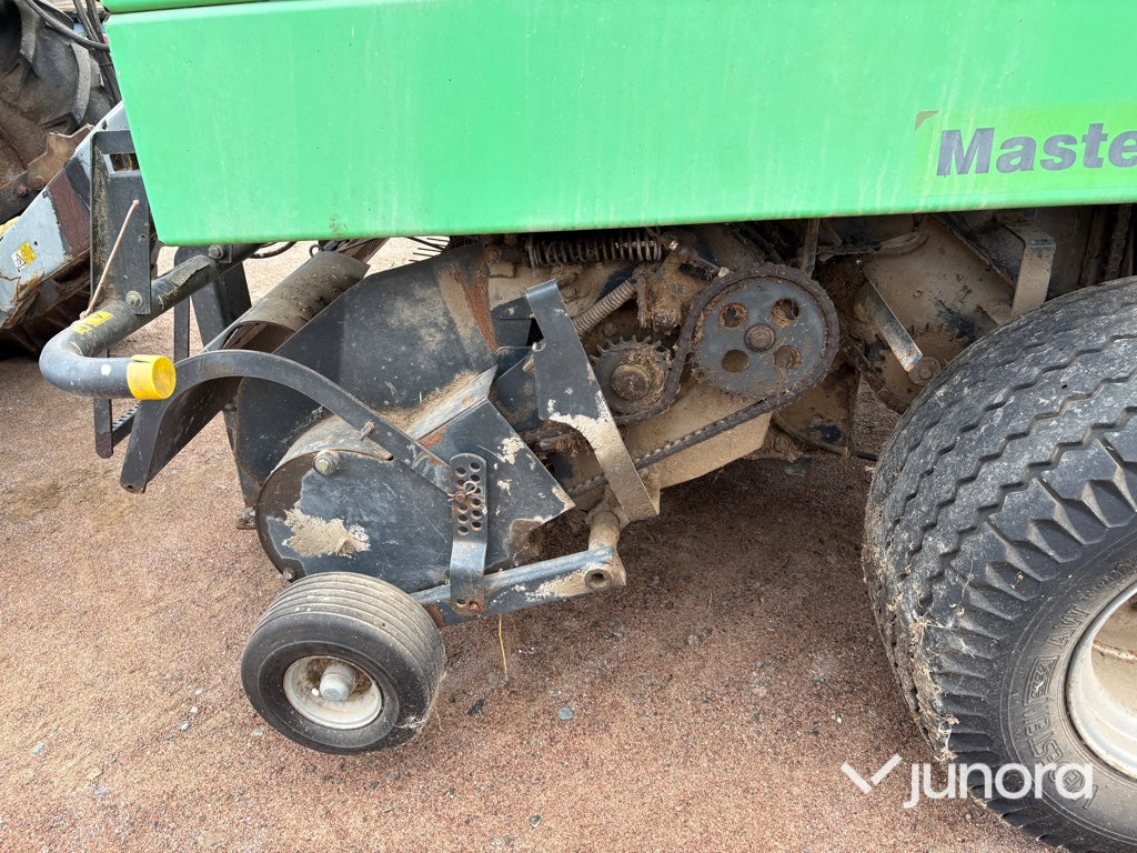 Rundbalspress Deutz-Fahr MP 130 MasterPress