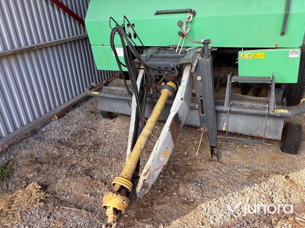 Rundbalspress Deutz-Fahr MP 130 MasterPress