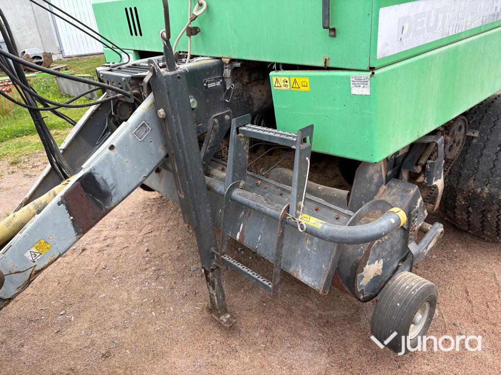 Rundbalspress Deutz-Fahr MP 130 MasterPress