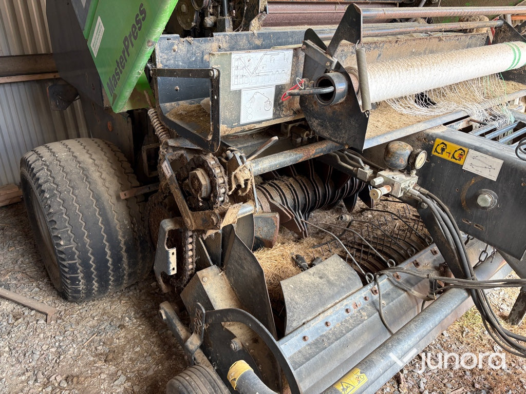 Rundbalspress Deutz-Fahr MP 130 MasterPress