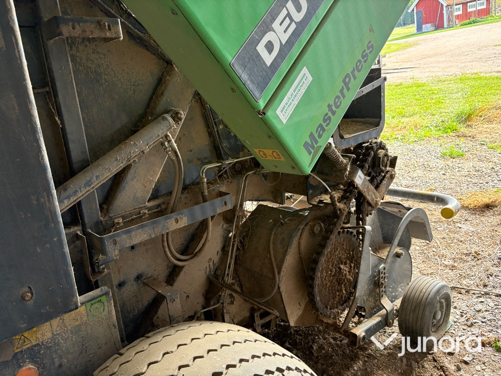 Rundbalspress Deutz-Fahr MP 130 MasterPress