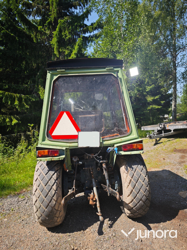 Kompakttraktor Kubota L245DT 4WD