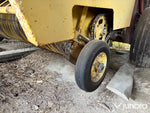 New Holland 835 Rundbalspress