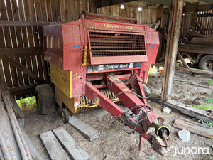 New Holland 835 Rundbalspress