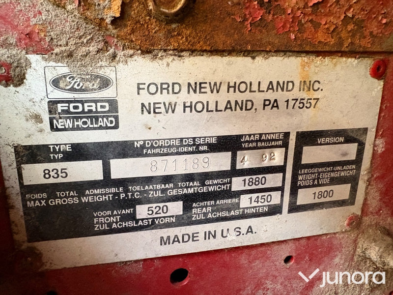New Holland 835 Rundbalspress