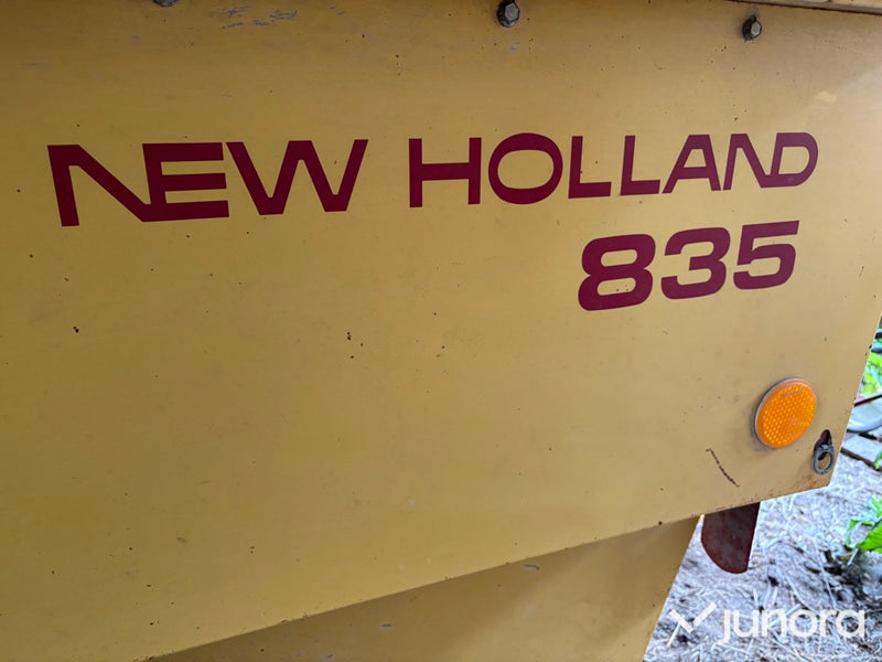 New Holland 835 Rundbalspress