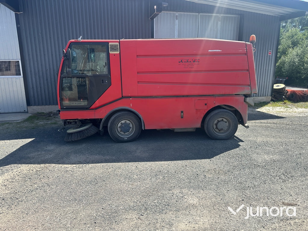 Sopmaskin -  Bucher, CC 5000