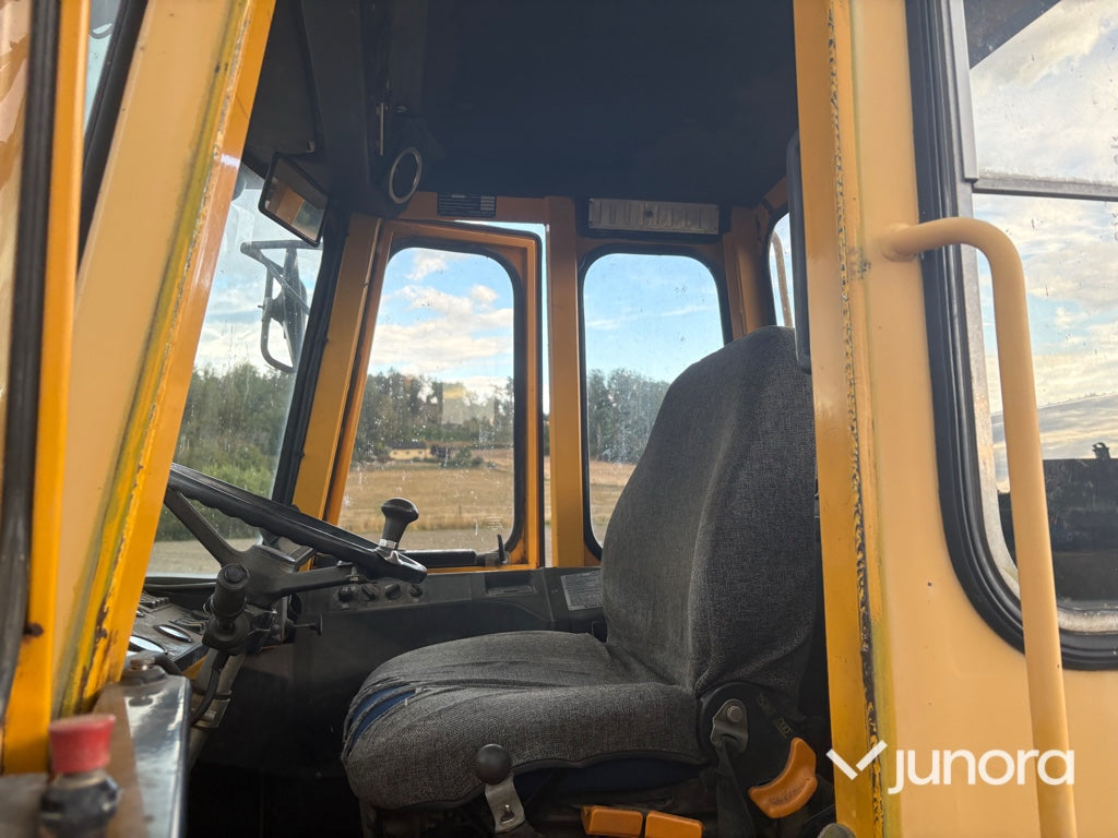 Hjullastare Volvo BM 4200 B
