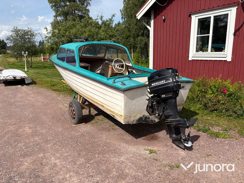 HT Motorbåt - Med motor