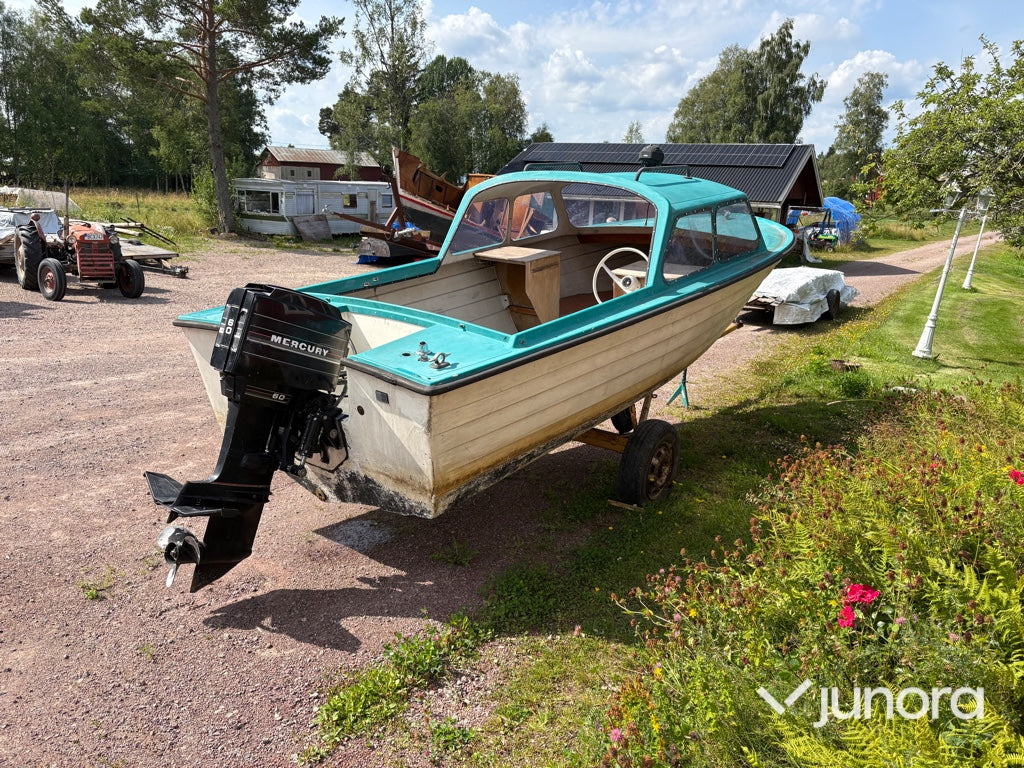HT Motorbåt - Med motor