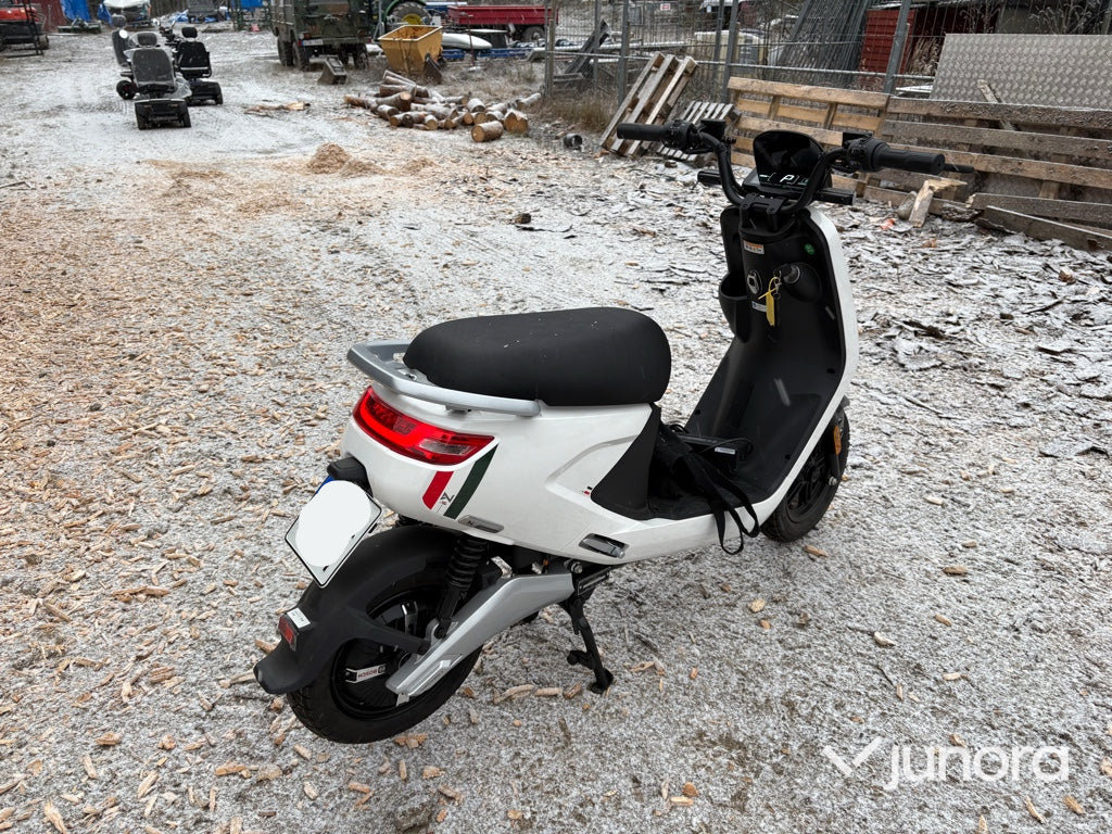 Moped - LVNENG, LX04