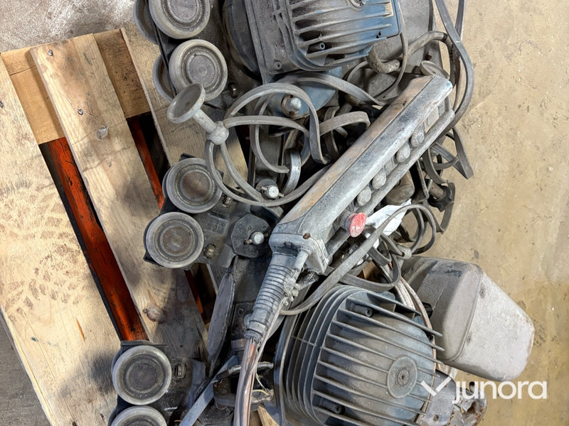 Telfer/Travers DEMAG 1000kg