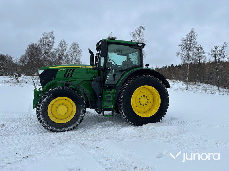 Traktor - John Deere 6215 R
