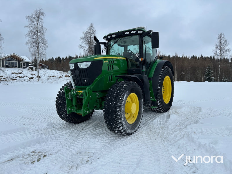 Traktor - John Deere 6215 R
