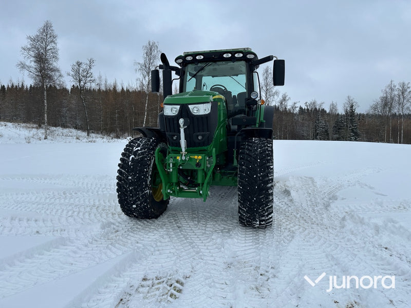 Traktor - John Deere 6215 R