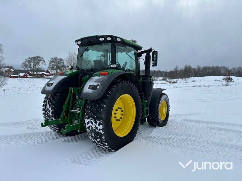 Traktor - John Deere 6215 R