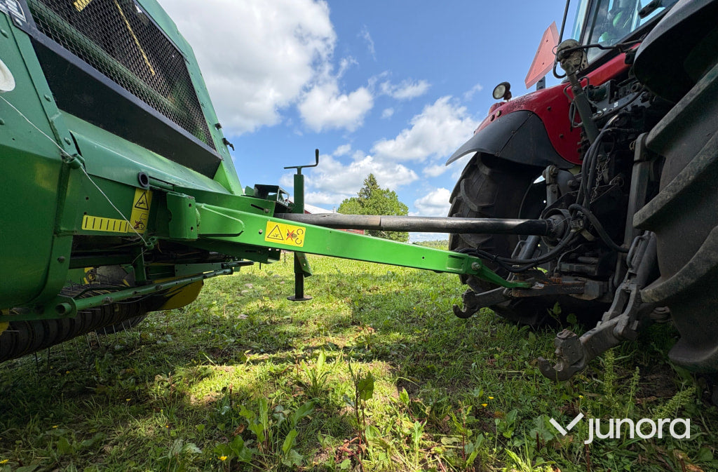 Rundbalspress John Deere 570