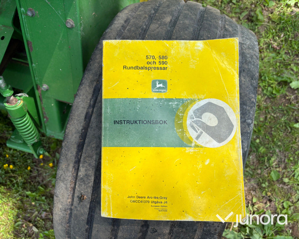 Rundbalspress John Deere 570