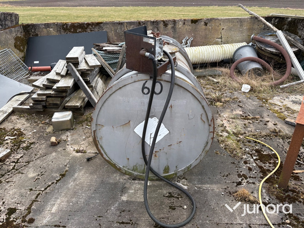 Dieseltank med pump - 1,5m3
