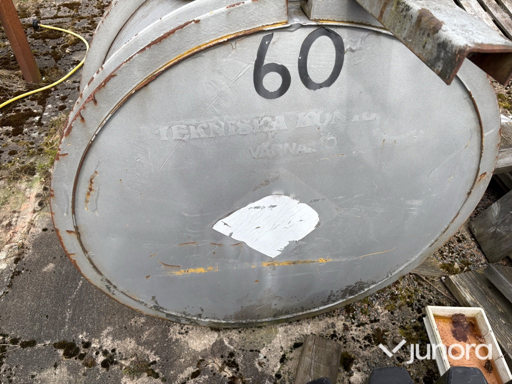 Dieseltank med pump - 1,5m3