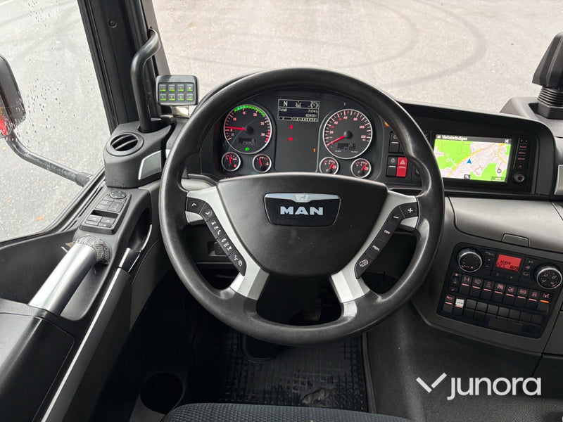 Bärgningsbil - Man TGM 15.250 4X2 LL