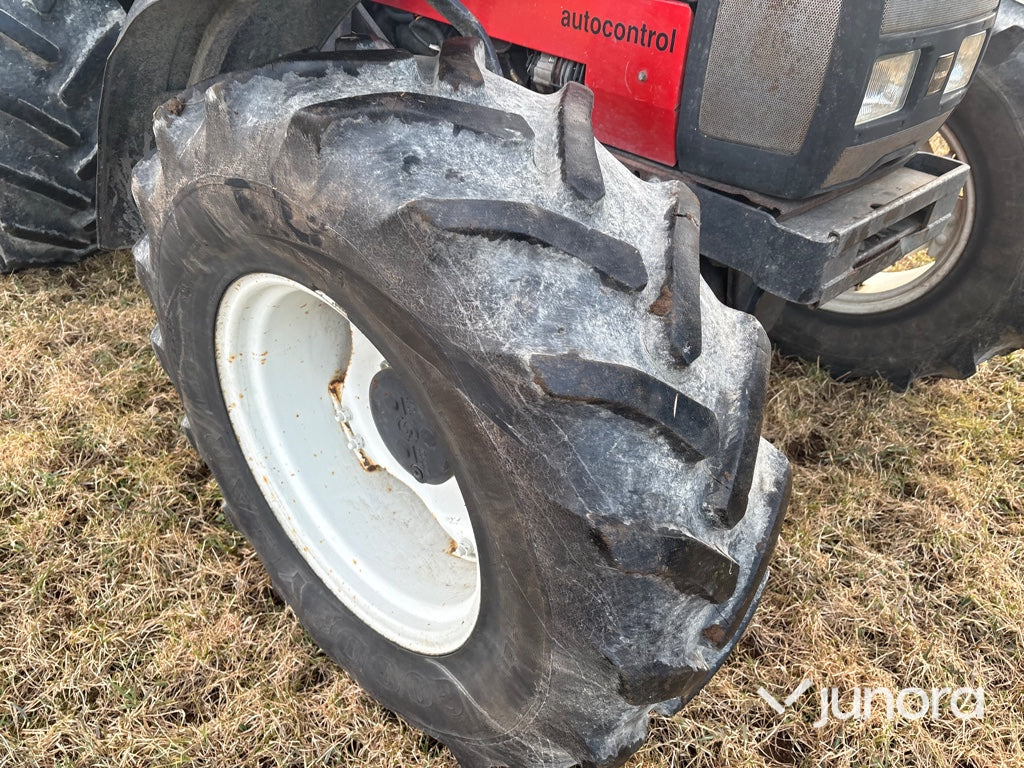 Traktor - Valmet 900-4 med lastare