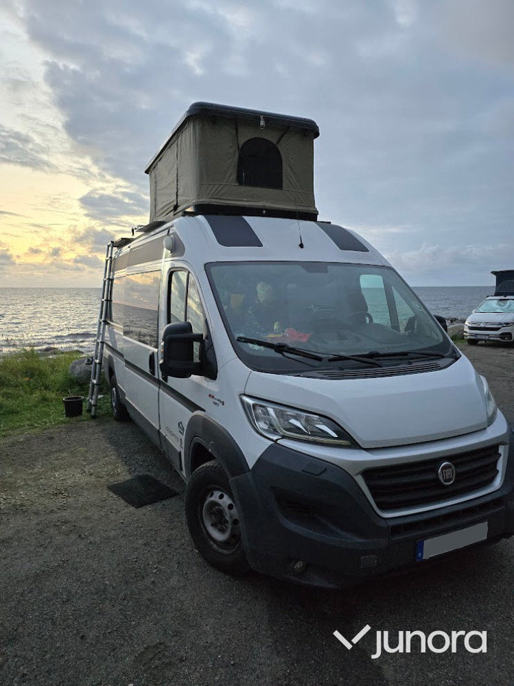 Campervan plåtis Fiat Ducato byggd husbil. 2017