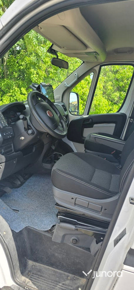 Campervan plåtis Fiat Ducato byggd husbil. 2017