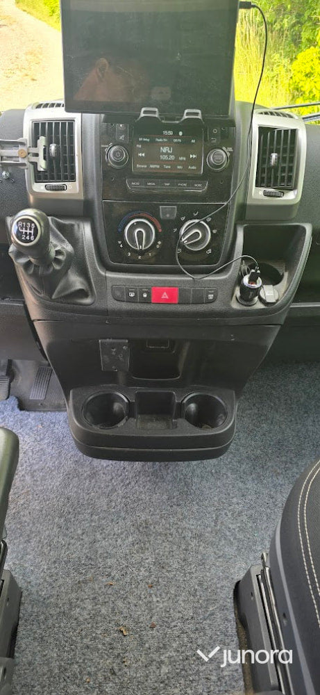 Campervan plåtis Fiat Ducato byggd husbil. 2017