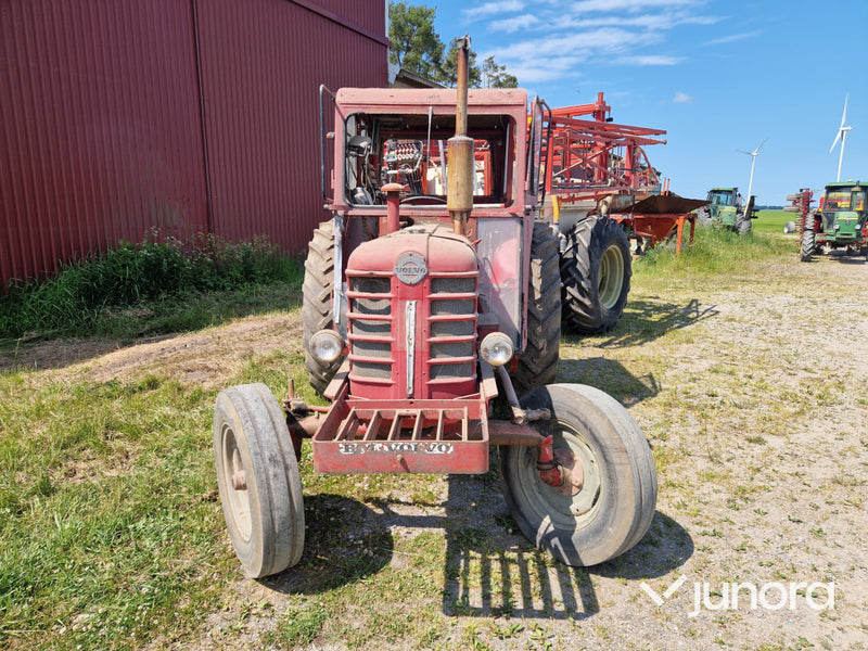 Traktor Volvo BM 350 Boxer