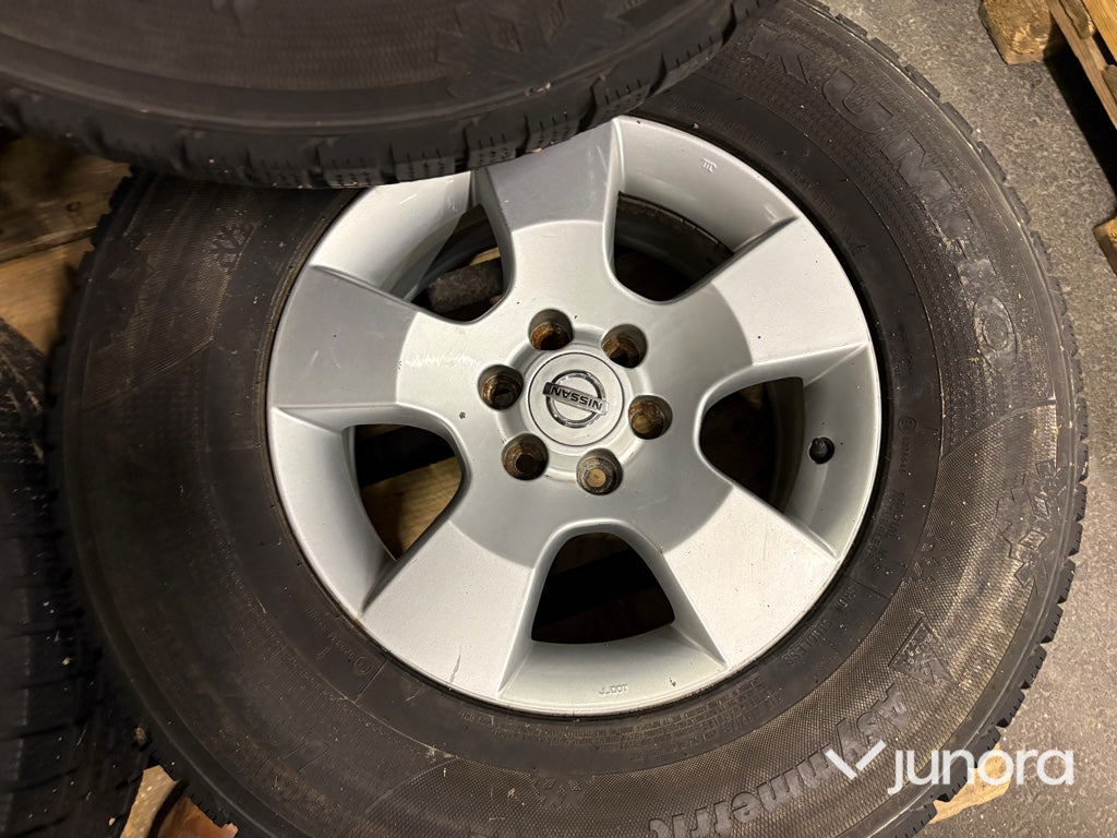 Däck på fälg – Kumho Aymmetric (4st)