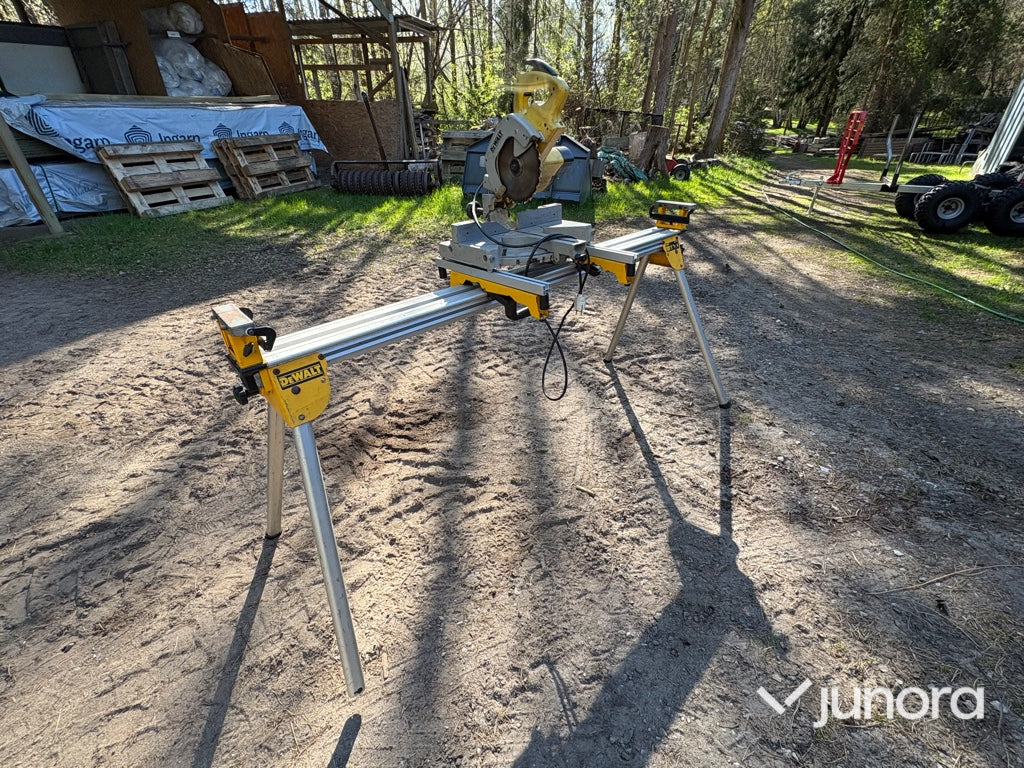Kap- och gersåg med stativ – DeWalt – DE7023