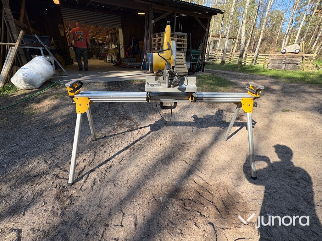 Kap- och gersåg med stativ – DeWalt – DE7023