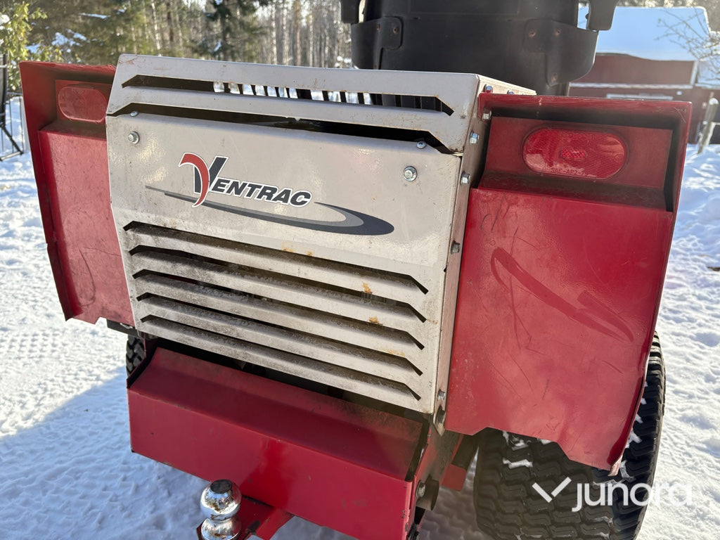 Redskapsbärare + Redskap - Ventrac, LT3000