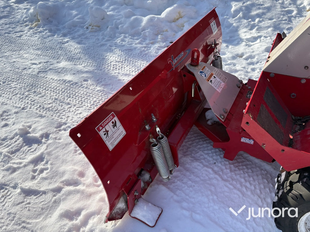 Redskapsbärare + Redskap - Ventrac, LT3000