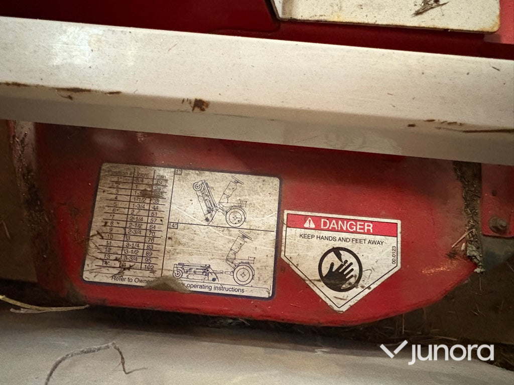 Redskapsbärare + Redskap - Ventrac, LT3000