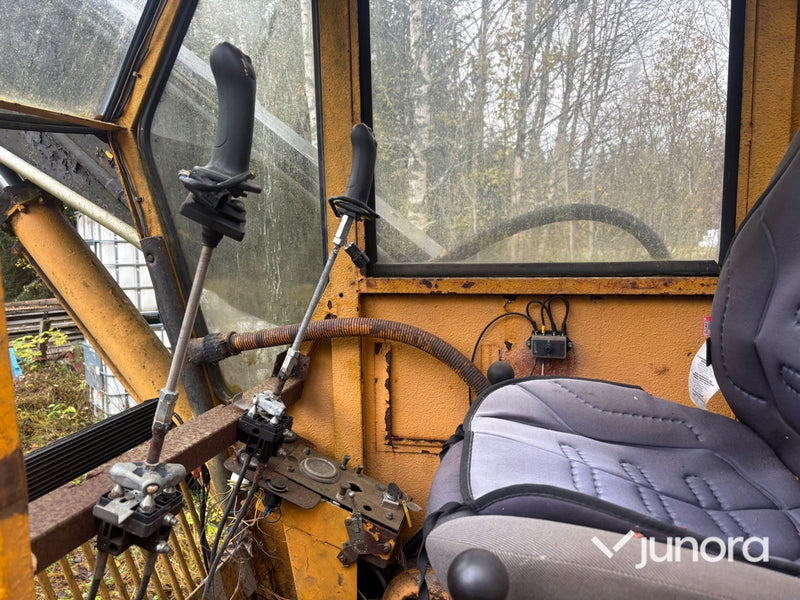 Bandgrävare - Hydromac