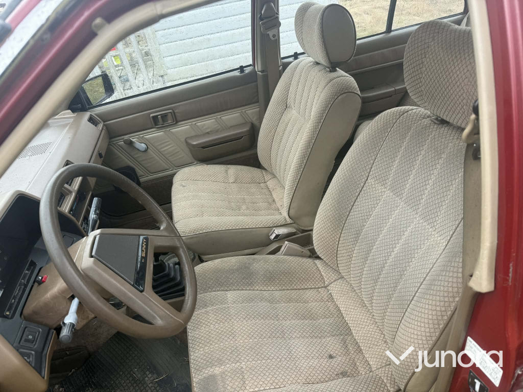 Veteranbil - Nissan, Sunny I