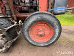 Traktor Nuffield Universal 3DL