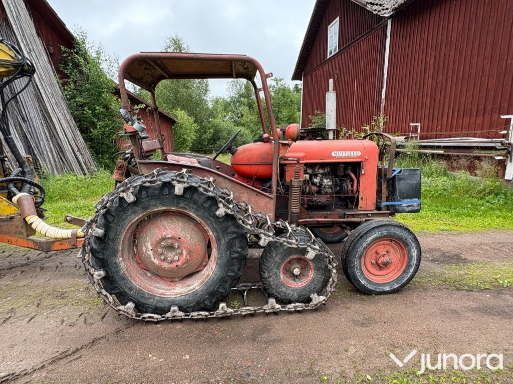 Traktor - Nuffield, Universal 3DL