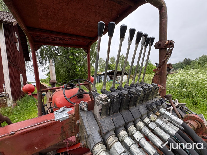 Traktor Nuffield Universal 3DL