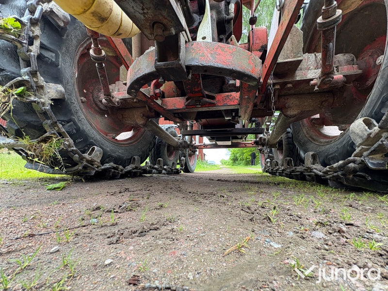 Traktor Nuffield Universal 3DL