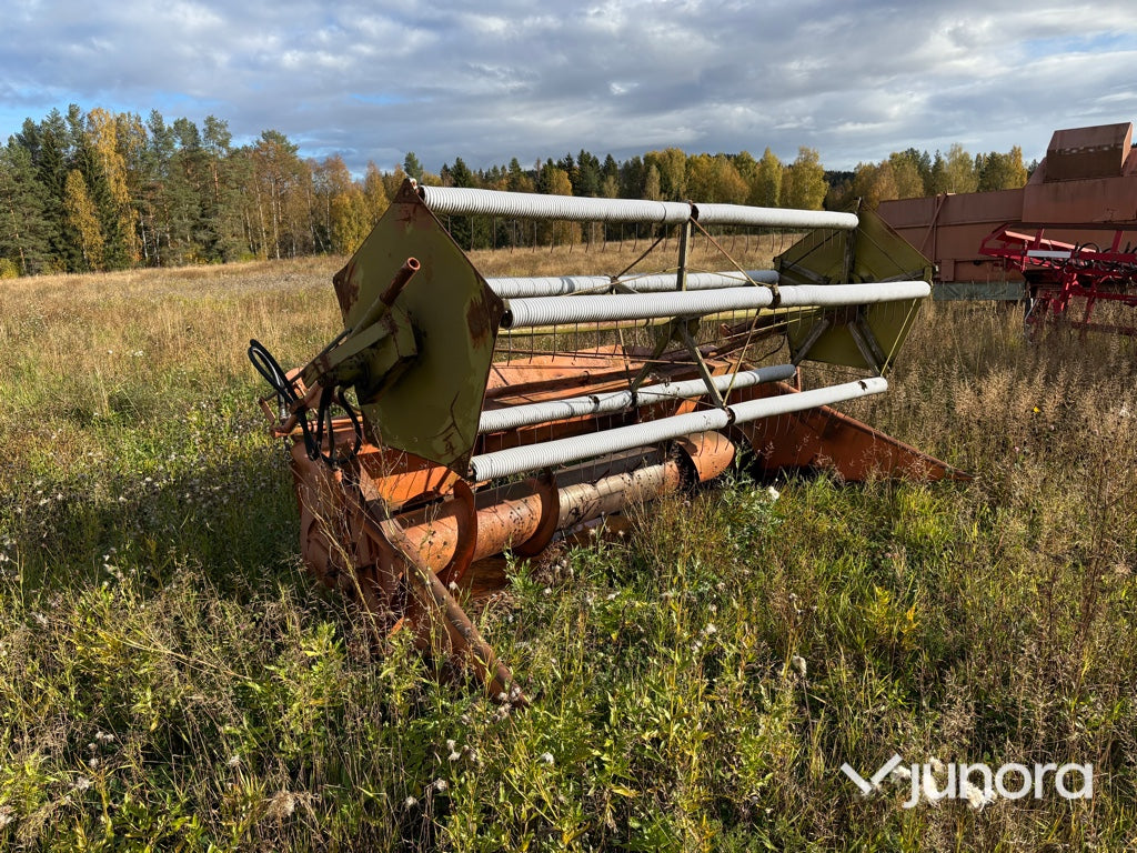 Skördetröska Dronningborg D-1200