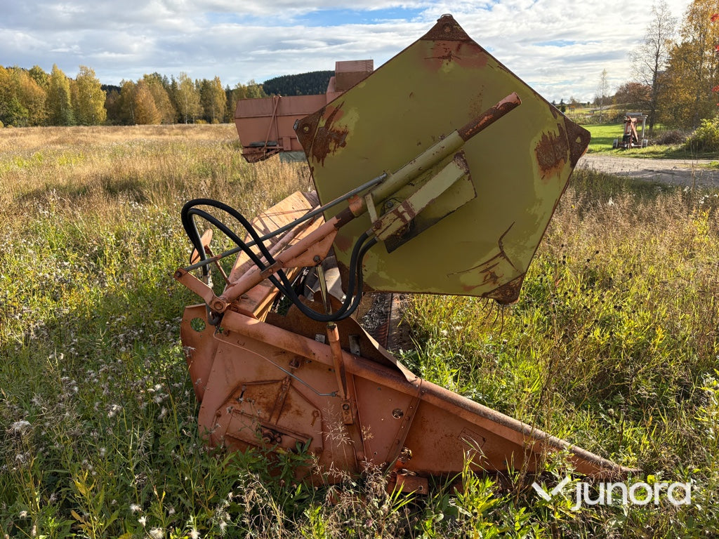 Skördetröska Dronningborg D-1200