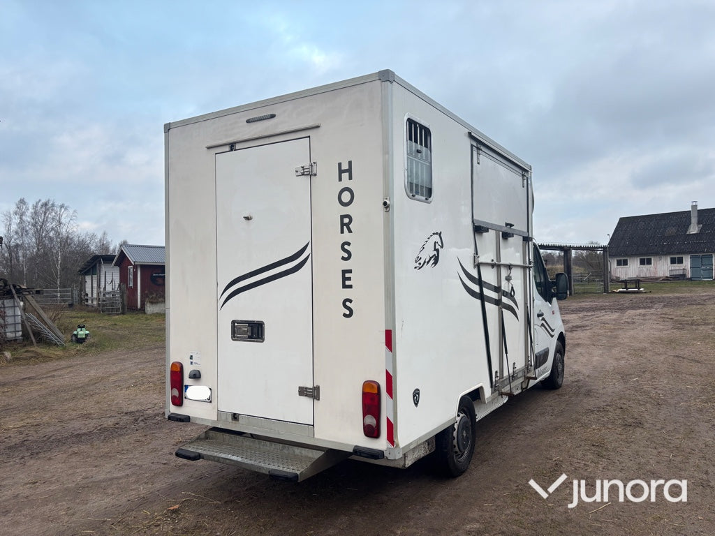 Hästlastbil - Renault Master