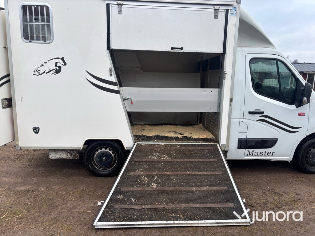 Hästlastbil - Renault Master