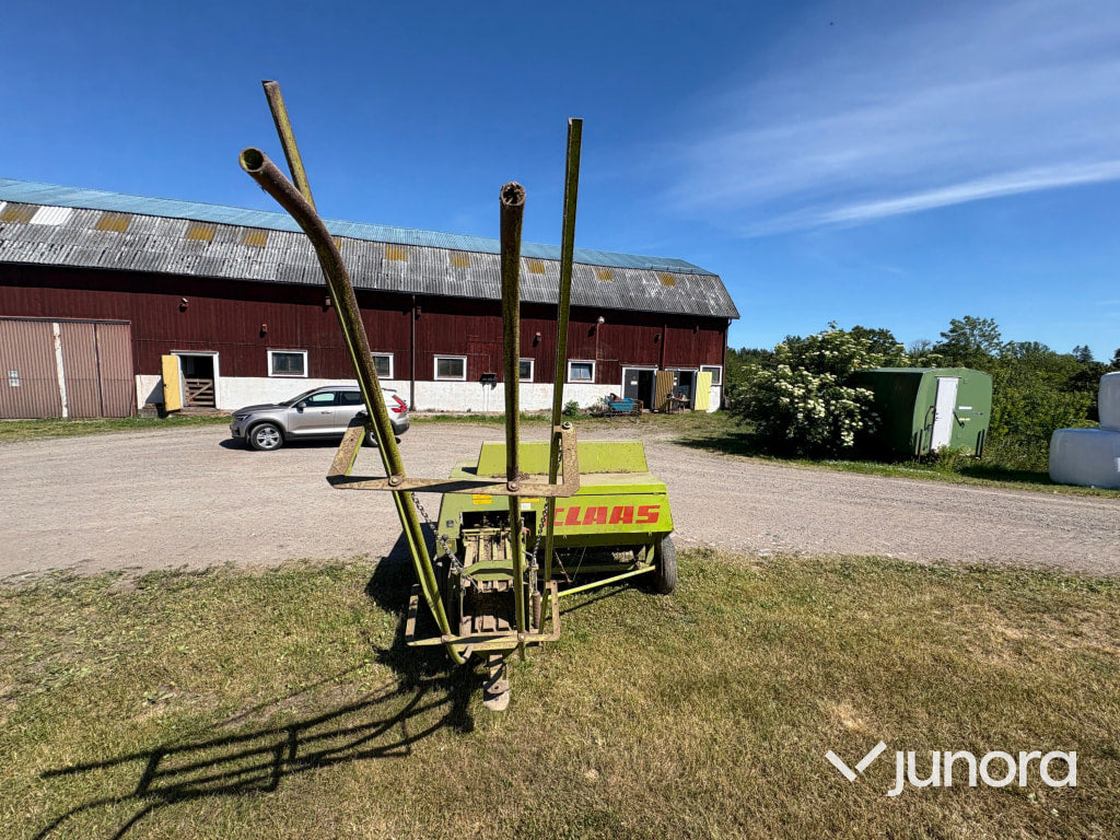 Småbalspress Claas Markant 40